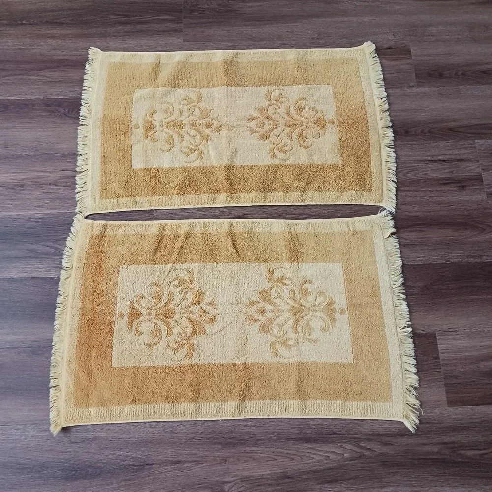 4 VTG Fieldcrest Imperial Collection Sculpted Fleur de Lis Towels Harvest Yellow
